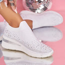 Tênis ConfortFit - Transforme sua caminhada!