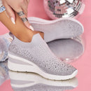 Tênis ConfortFit - Transforme sua caminhada!